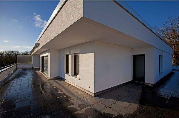 Neu 15 Balkon 2 quer Panorama 5.jpg