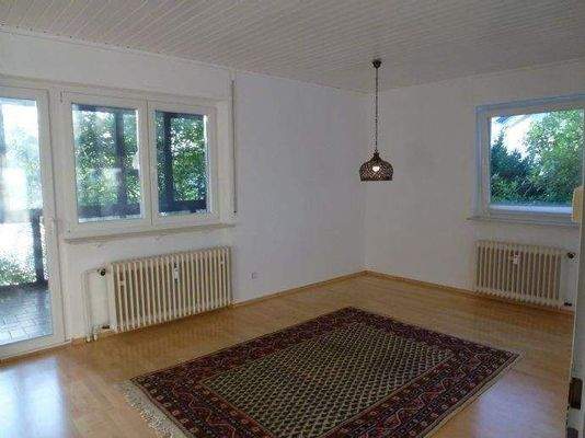 ... mit direktem Zugang in den Wintergarten