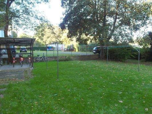 Hof mit Wäscheplatz