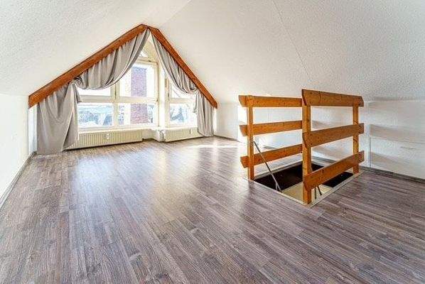 Dach ,bisher als Schlafraum genutzt