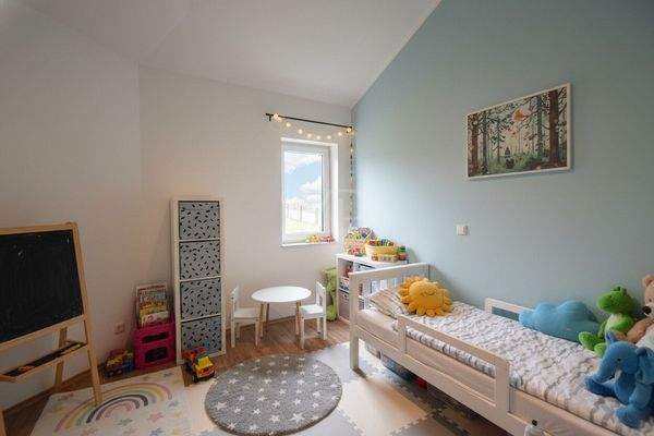 Kinderzimmer 1 KI gestaged