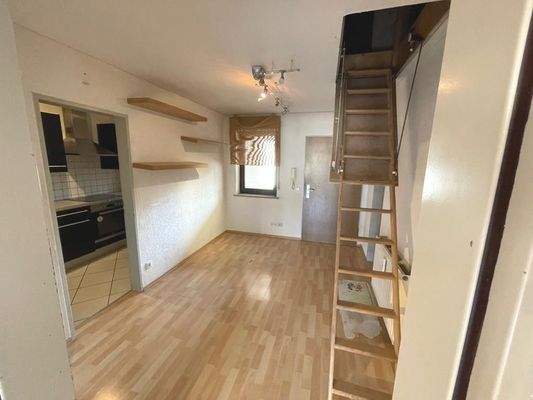 Flur mit Abstellkammer