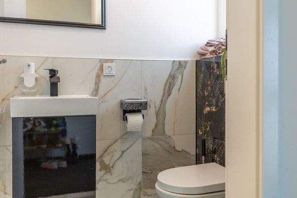 Neues und Nachhaltiges Einfamilienhaus mit geschmackvoller Ausstattung im Neubaugebiet.