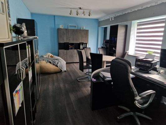 Büro.jpg