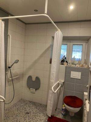 Whg. 1 Vorderhaus EG