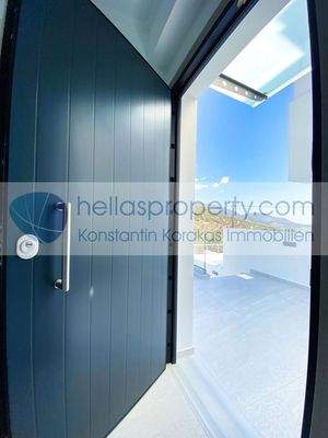 87a3ea31fd5b439bad7f18952793dfc0-original