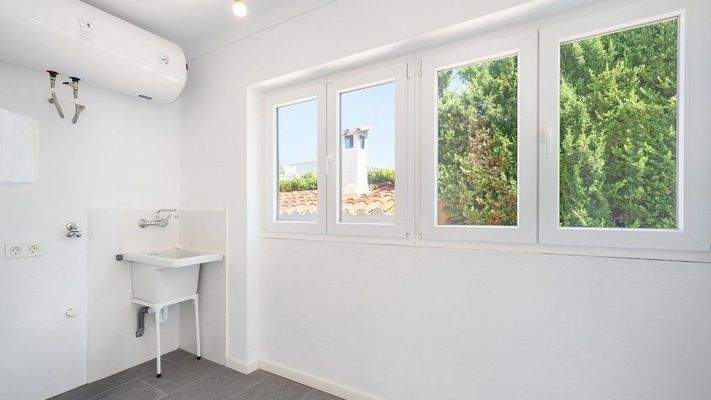 Bahía Azul Mallorca Villa zum Verkauf Waschküche BHHS-BAL-0571