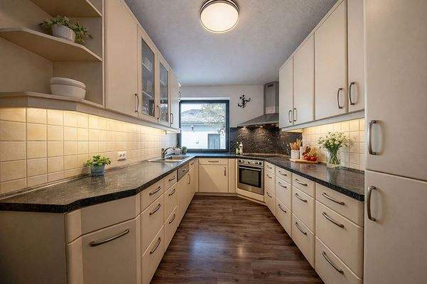 200-8685_Küche_gestaged