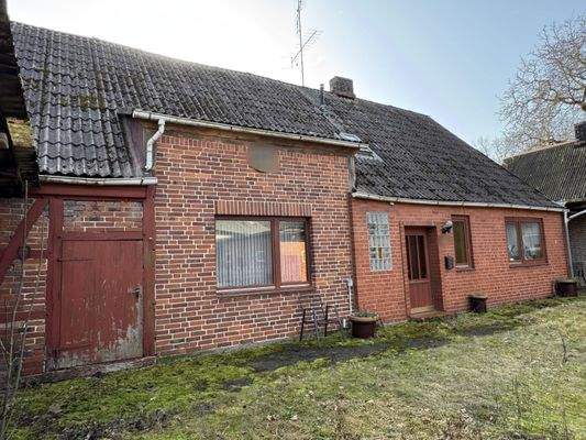 Seitenansicht vom Innenhof