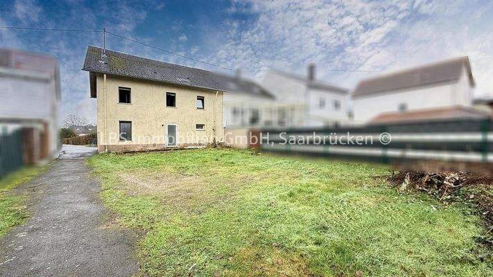 Garten und Rückseite