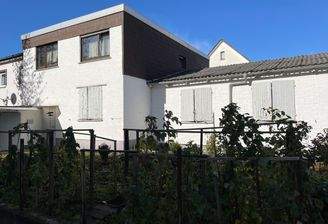 Lagerhaus mit einer 3 Zi ETW