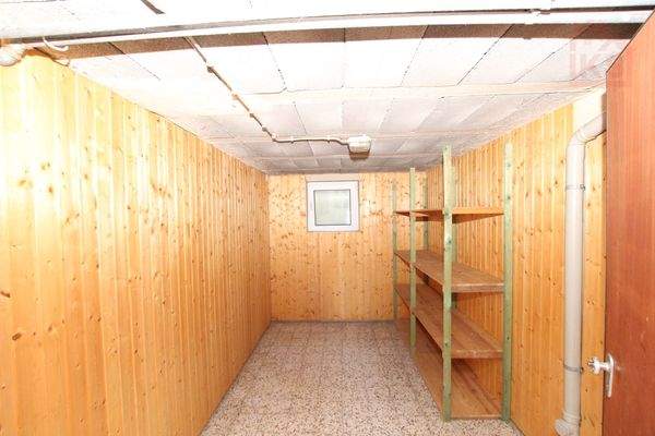 UG Abstellzimmer (2)