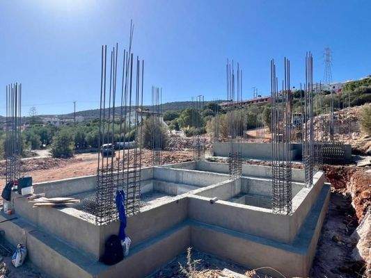Kreta, Ammoudara: Geräumige, zweistöckige Villa mit Aussicht und Swimmingpool zu verkaufen