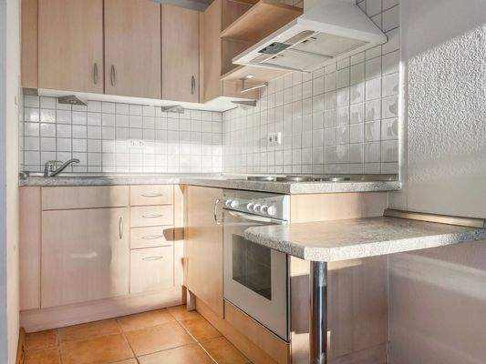 gepflegte Einbauküche