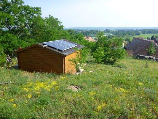 Blick über das Grundstück nach Süd-Osten