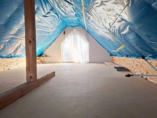 Spitzboden zum Ausbau vorbereitet