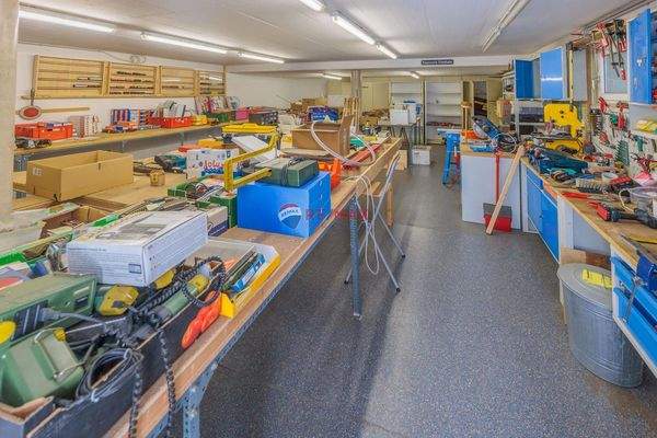 Keller unter Garage