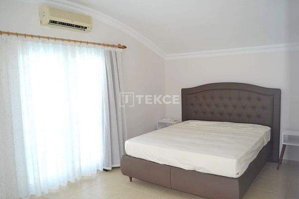 Furnished Villa in Gated Complex with Advantageous Location in Belek