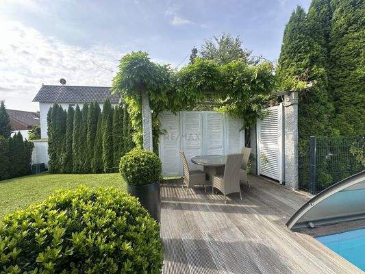 weitere Terrasse am Pool