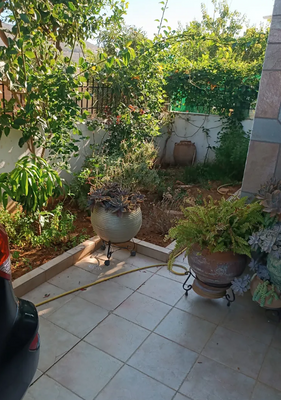 Kreta, Kokkini Hani: 2-stöckiges Haus zu verkaufen