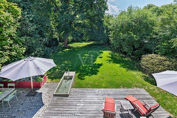 parkähnliches Grundstück