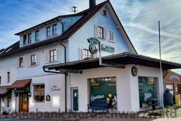 Großzügiges  Wohn- und Geschäftshaus mit neuwertiger Gaststätte und Bistro und Potential