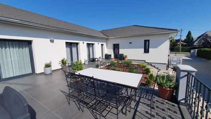 285824958_705487470510088_1476142021531989064_n.jp