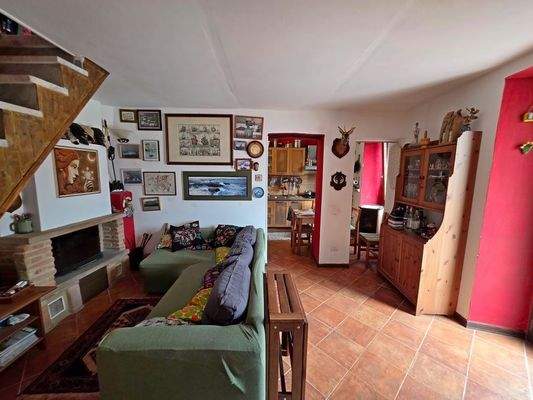 1000088107 - 1K JPEG.jpg