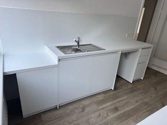 Küche 1 nach Einbau.jpg