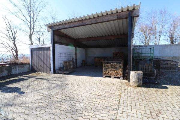 Außenanlage Carport u. Garage