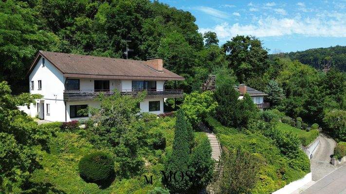 Direktorenvilla an exklusiver Lage mit Panoramaweitblick