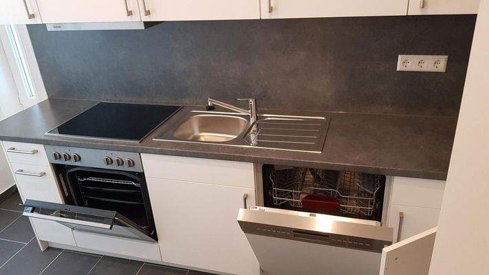 Küche wie alles Erstbezug