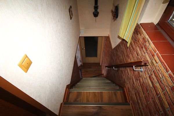 11. Treppe EG zu OG