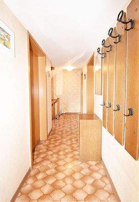 Flur vom Esszimmer aus betrachtet