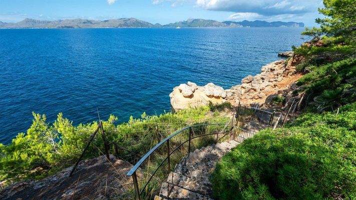 Alcudia Mallorca Villa mit Meerblick zu verkaufen BHHS-BAL-1026