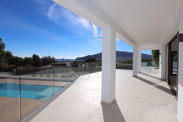 Überdachte Terrasse