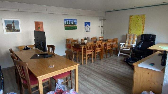 Besprechungsraum zwischen den Häusern