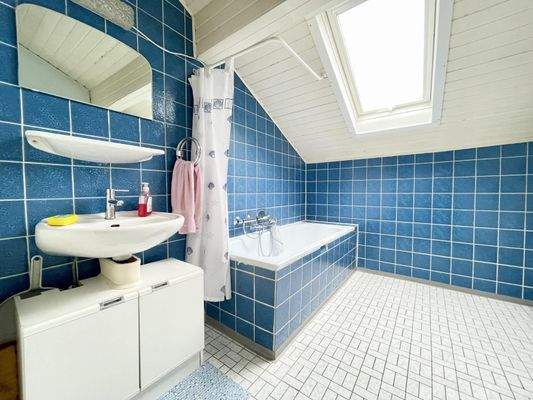 Bad im DG  (Gästebereich)