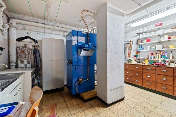 Heizung und Kellerraum