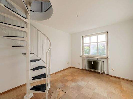 Zimmer 3 mit Zugang zur Ebene 2