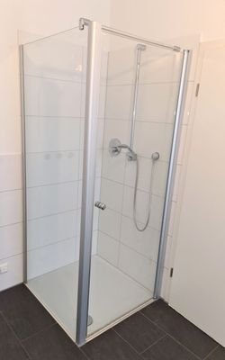 Dusche im Bad