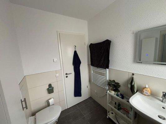 Wo7 DG re. Masterbad Sicht1