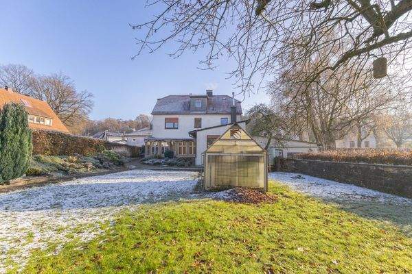 Haus & Gartenansicht