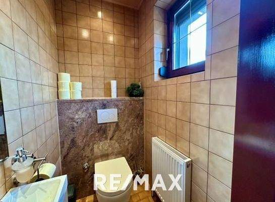 Objekt 2 - Wohnung 2 - WC