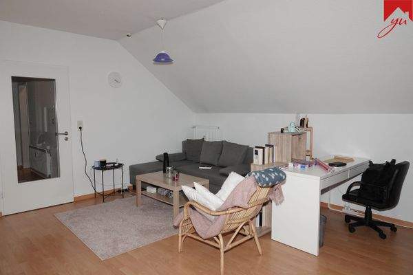 Wohn- und Esszimmer Bild II