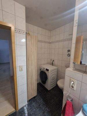 Bad mit Waschmaschinenanschluss