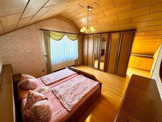 T20 Hinterhaus Schlafzimmer OG.jpg