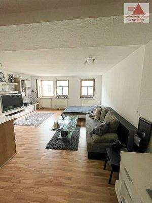 Einraum-Wohnung OG re