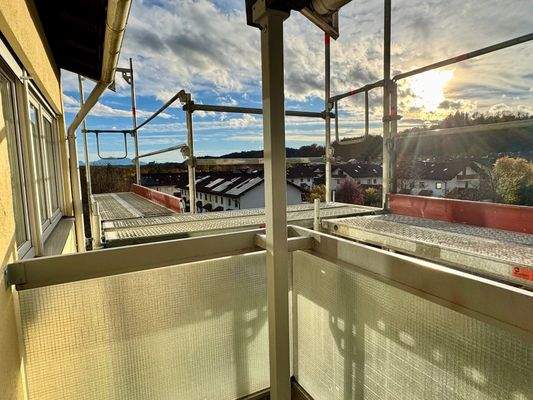 Balkon (Gerüst wegen Malerarbeiten)