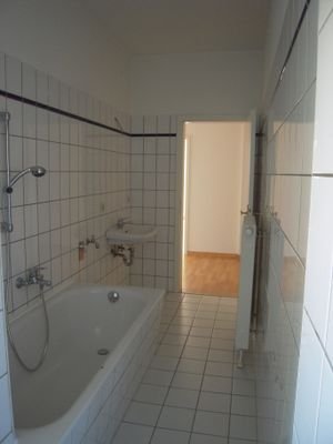 Badezimmer (2).JPG